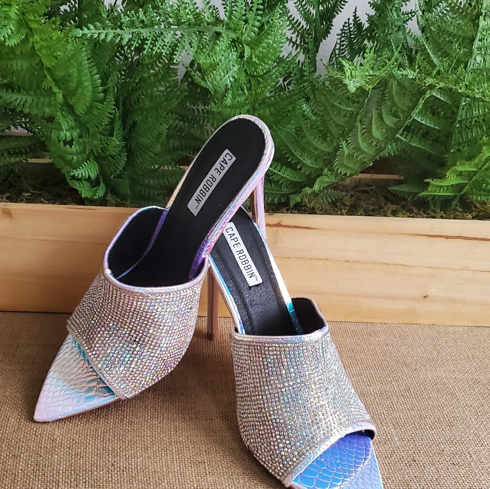 Cape Robbin Mules